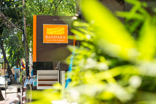 Bandara Suites Silom