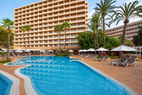 Valentin Reina Paguera - Adults only