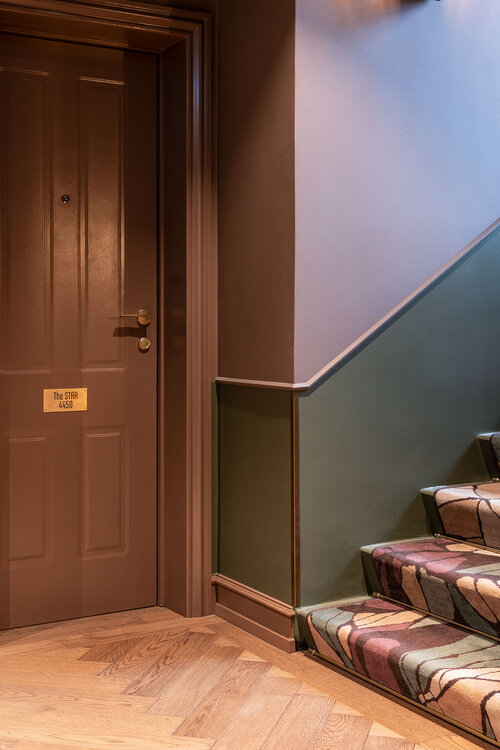 Hypernym Hotel & Suites