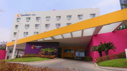Comfort Inn Monterrey Valle