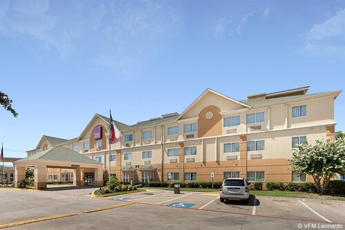 Comfort Suites North Dallas