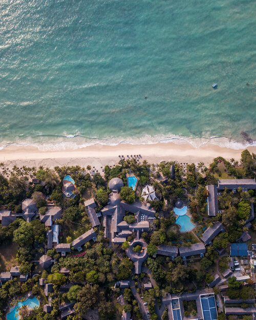 Leisure Lodge Beach & Golf Resort