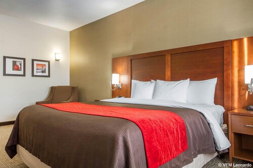 Comfort Inn & Suites San Francisco Airport West