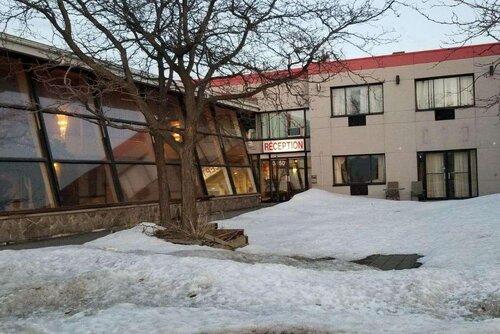 Baymont By Wyndham Montreal Airport