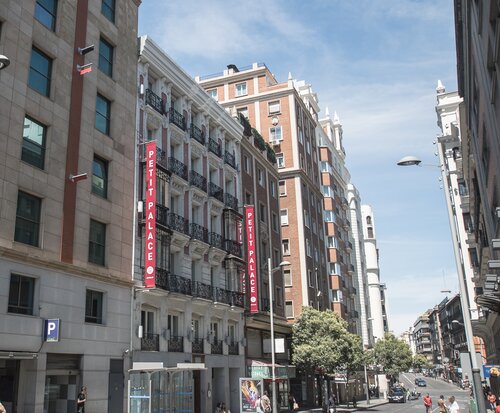 Petit Palace Plaza España