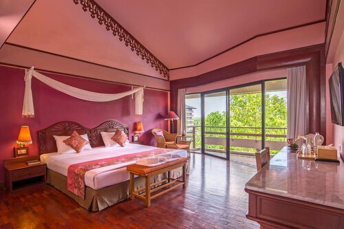 Maritime Park & Spa Resort