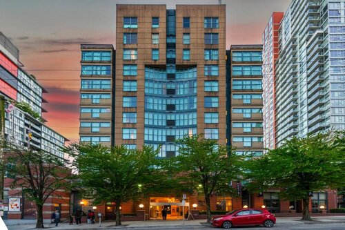 Grand Park Hotel & Suites Downtown Vancouver, Asce