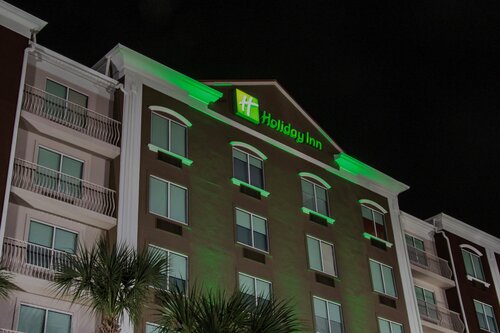 Holiday Inn & Suites Lake City