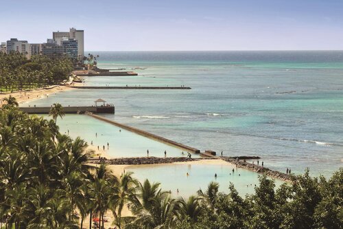 Hyatt Regency Waikiki Beach Resort And Spa
