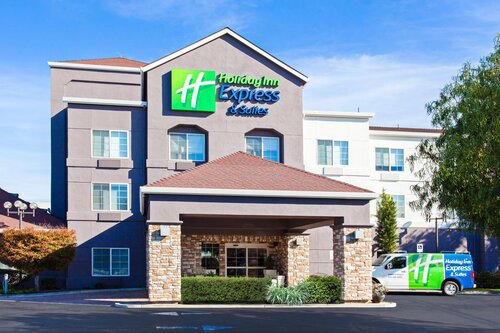 Holiday Inn Express Hotel & Suites Oakland