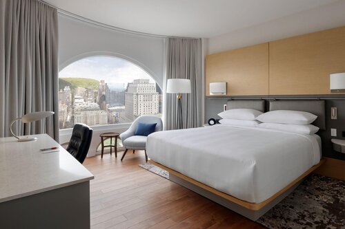 Montreal Marriott Chateau Champlain