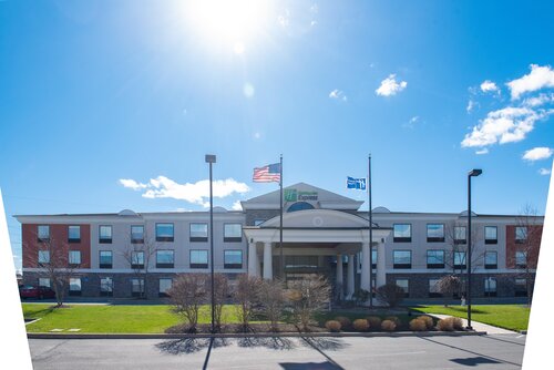 Holiday Inn Express & Suites Chester-Monroe-Goshen