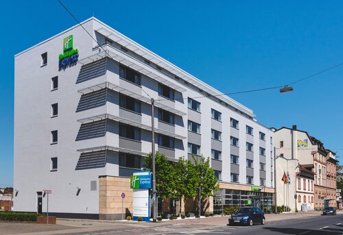 Holiday Inn Express Frankfurt-Messe