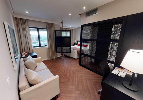 Estanplaza Funchal Faria Lima