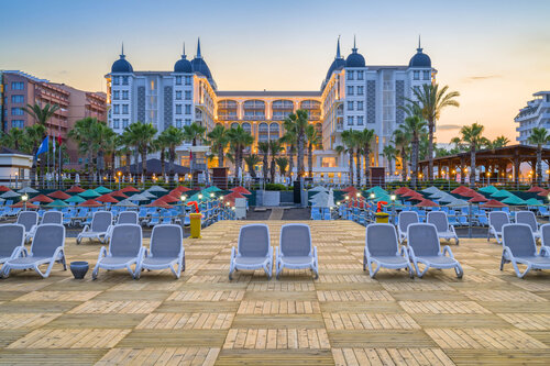 Kirman Sidera Luxury & Spa