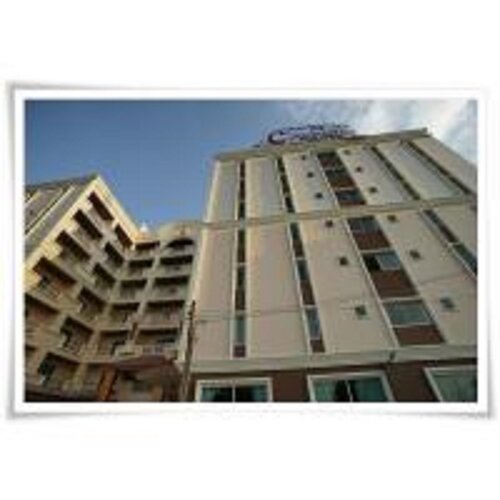 Convenient Grand Hotel