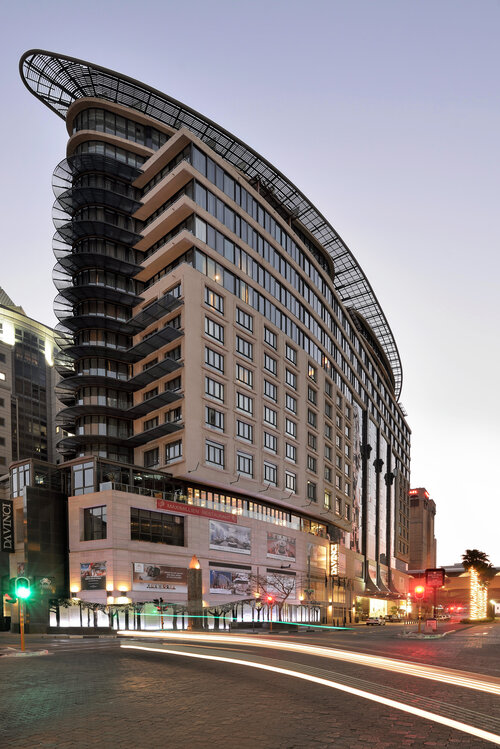 DAVINCI Hotel & Suites on Nelson Mandela Square