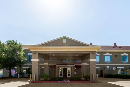 SureStay Plus Hotel by Best Western Mesquite