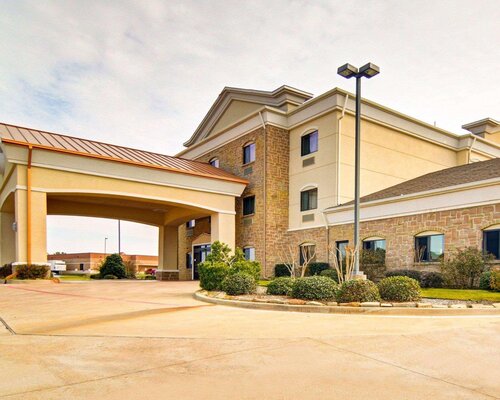 Comfort Suites Lindale - Tyler North