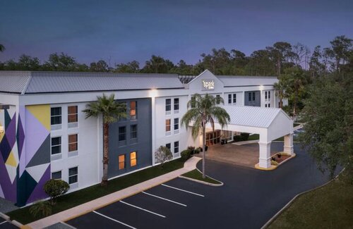 Spark By Hilton Tampa Brandon