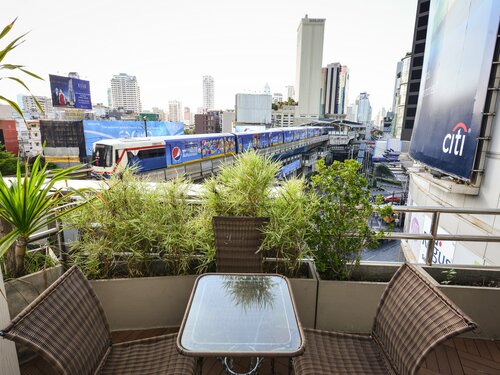 Sukhumvit Suites Hotel