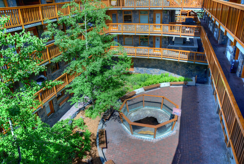 Fox Hotel & Suites