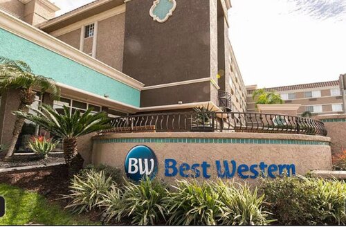 Best Western Inn & Suites San Diego-Zoo/SeaWorld