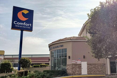 Comfort Inn andSuites Burbank