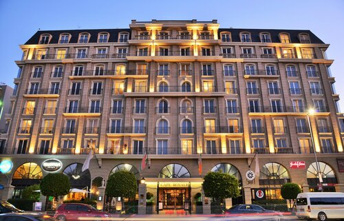 Cape Royale Residences