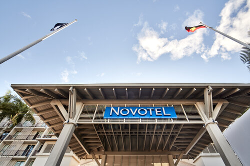 Novotel Cairns Oasis Resort