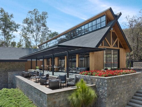 ZANA in The Wild, Dhikuli