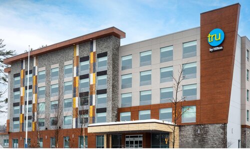 Tru by Hilton Bracebridge, ON