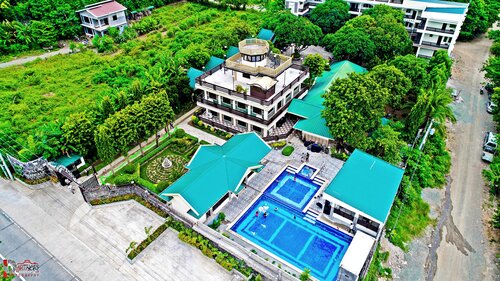 Villaesmeralda Bryans Resort Hotel