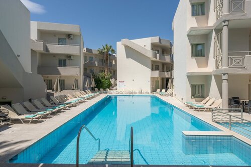 Kalamaki Property Summer Beach Hotel