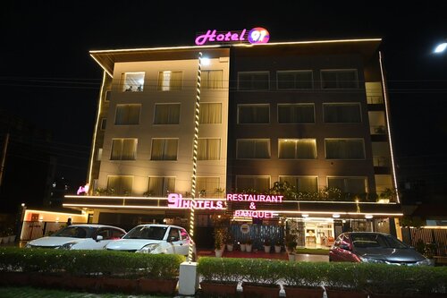Hotel 91 Huda Premier