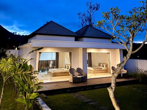 Volcano Side Kintamani Bali By Zuzu