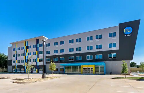 Tru by Hilton Pensacola I-10 North Davis Highway