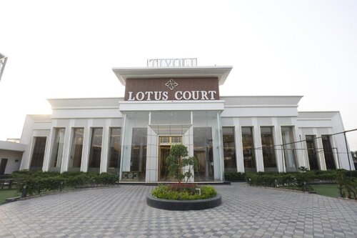 The Hoften Lotus Court, Noida