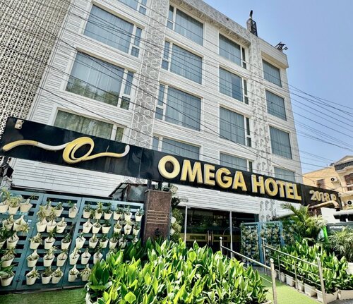 Hotel Omega - Gurgaon Central, Sec 45