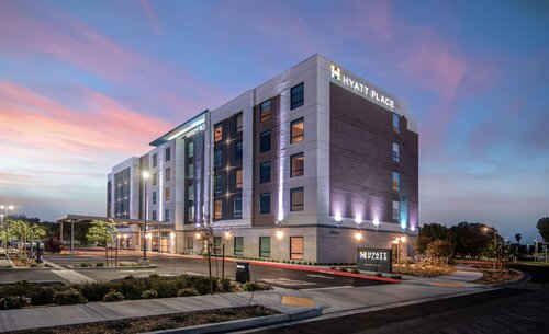 Hyatt Place Newark Silicon Valley