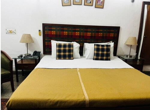 Royal Residency Hotel