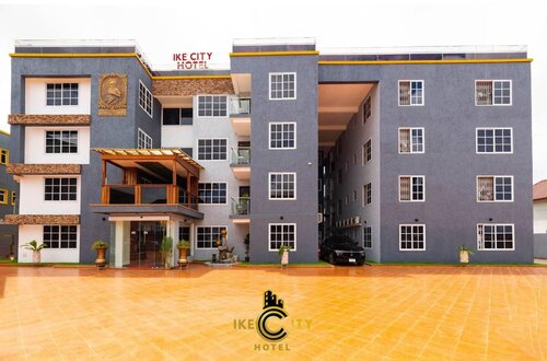 Ike City Hotel