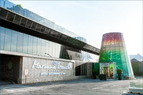 Mariana Trench Hotel & Spa