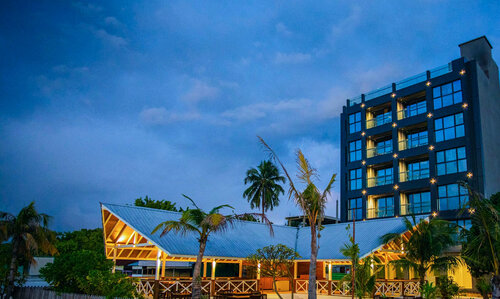 Beach Hotel Guraidhoo