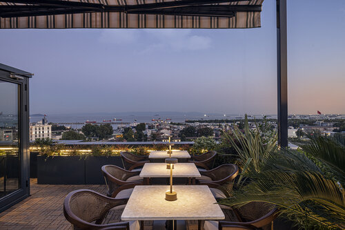 Lunet Old City Hotel