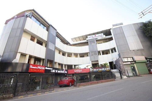Hotel Maharaja International