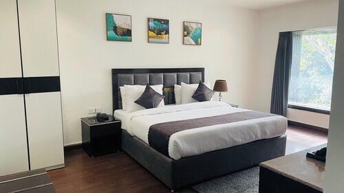 Saltstayz Select - Malcha & Chankyapuri