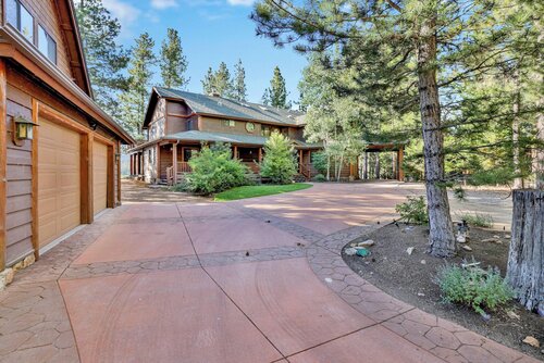 Eagle Point Lake House 2471