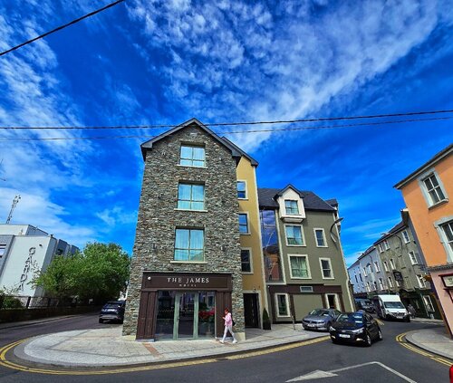 The James Hotel