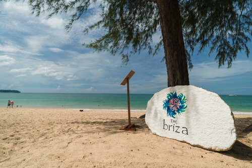 The Briza Beach Resort Khaolak